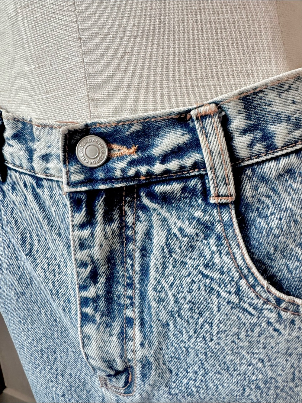Vintage JORDACHE Light Blue Acid Wash Denim Skirt with Bow Accents - Picture 4 of 11